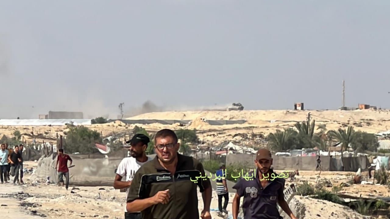 Israeli tanks fire on ambulances evacuating casualties in Rafah