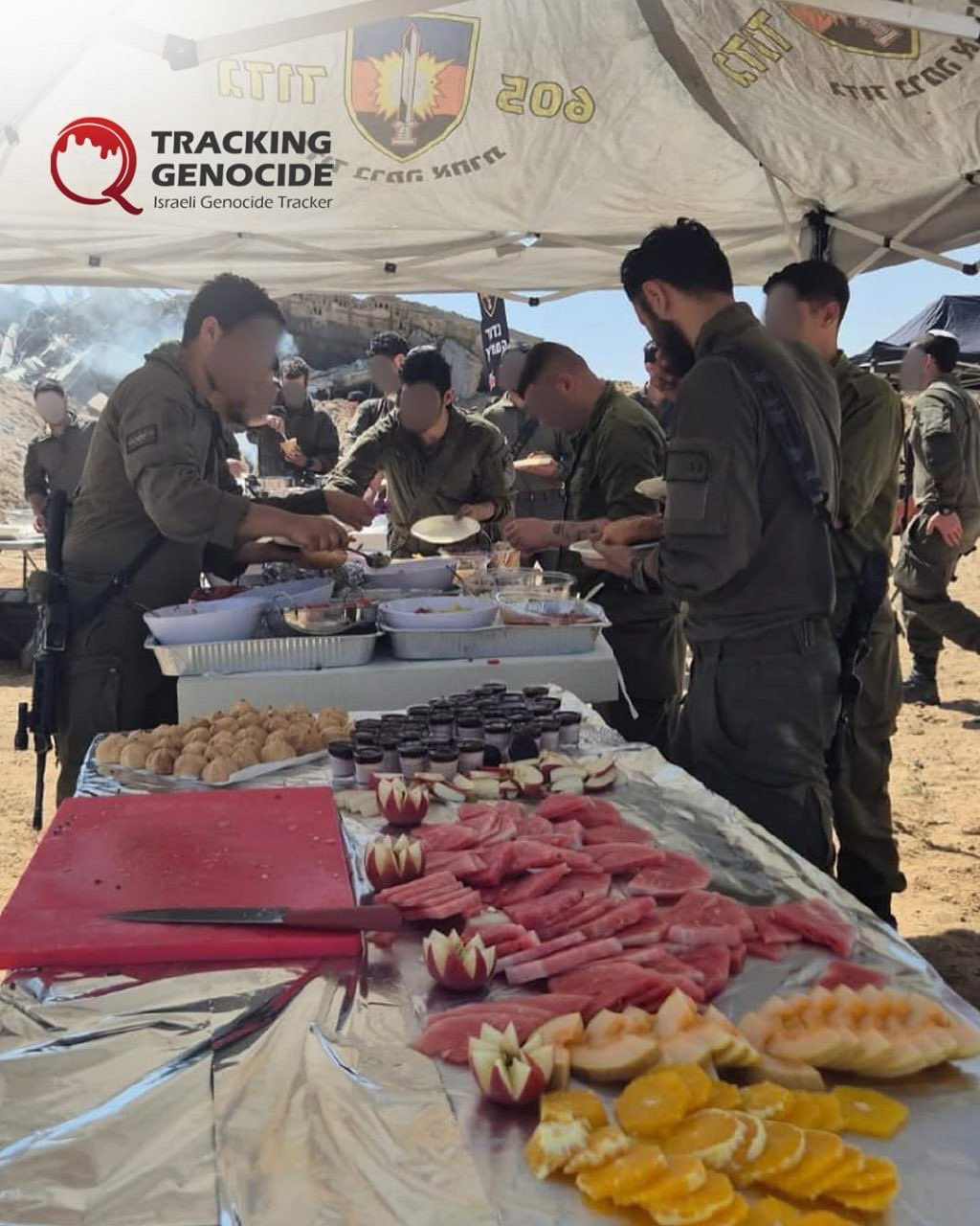Israeli soldiers hold buffet amid Gaza humanitarian crisis