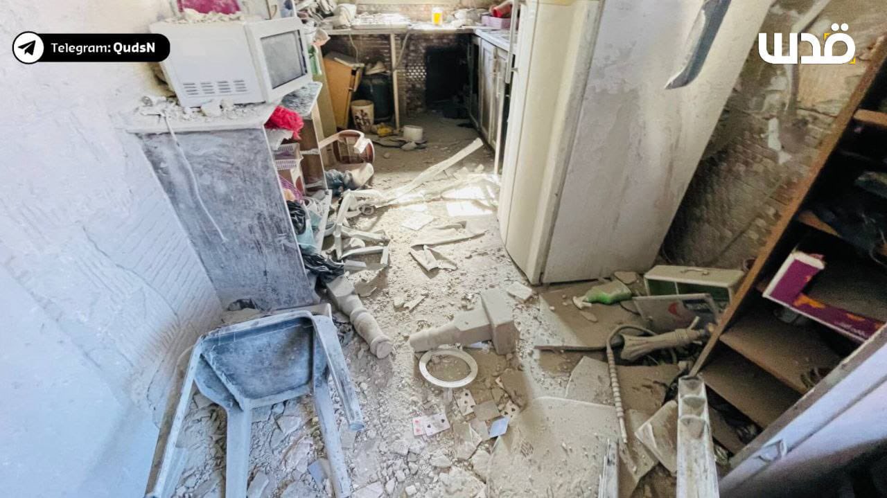 Israeli forces damage Palestinian home with Energa missile in Balata raid