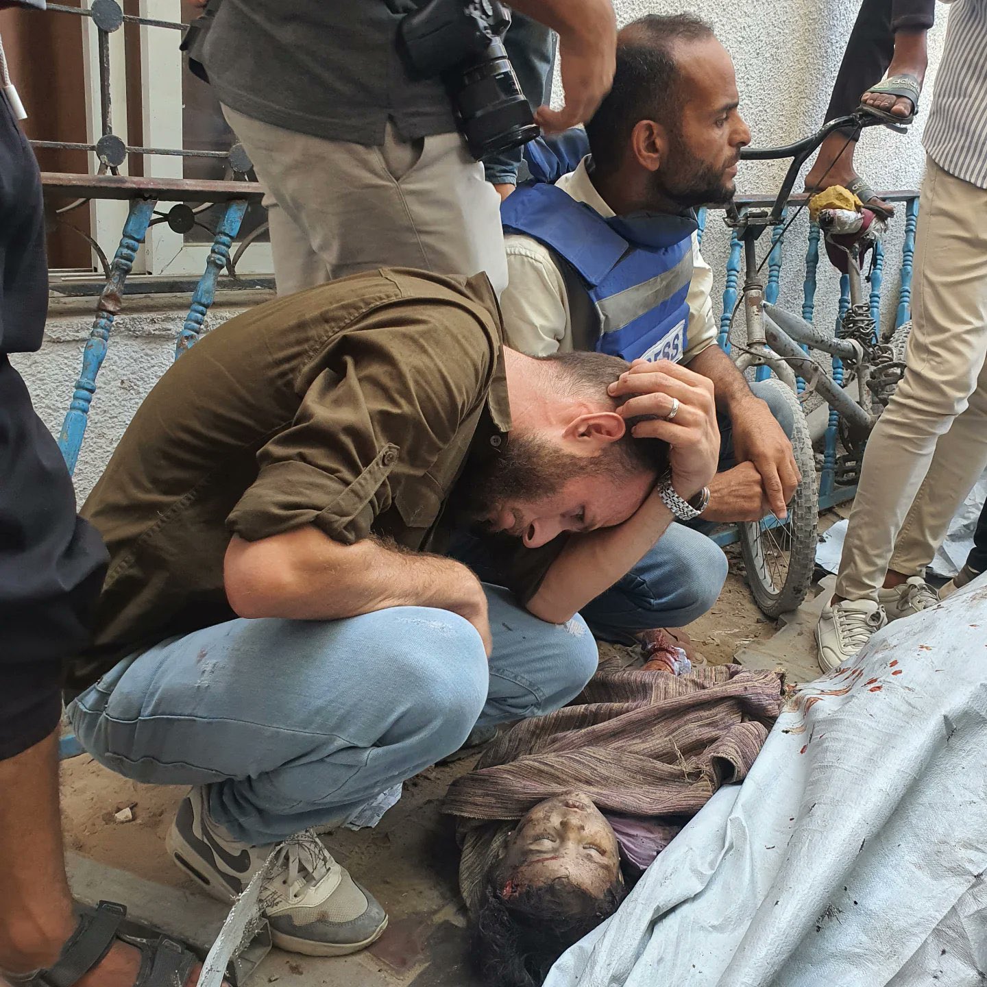 Israeli Bombing Kills Six in Al Zawaideh House Strike