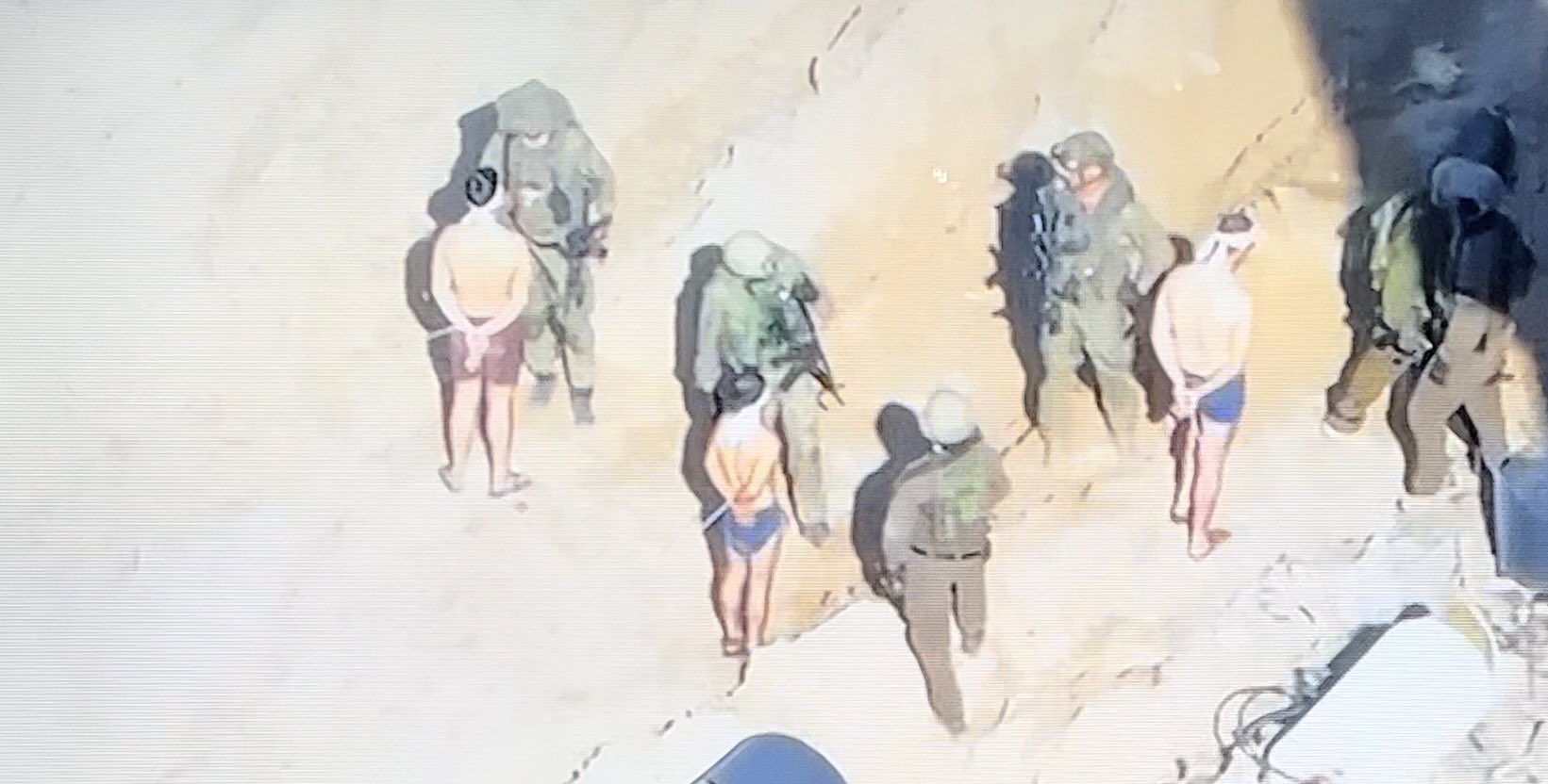 Israeli Forces Detain 1200 Palestinians in Khan Younis