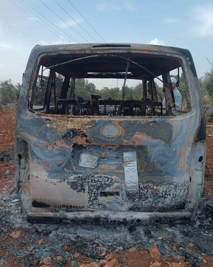 Israeli settlers torch Palestinian vehicles south of Nablus