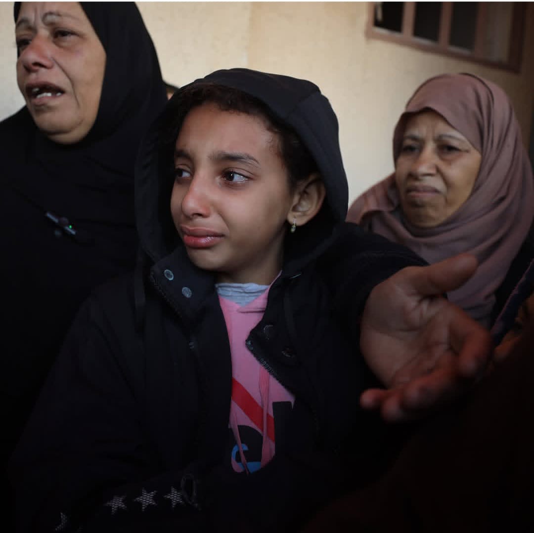 Palestinians mourn victims of Israeli airstrike in Deir al-Balah