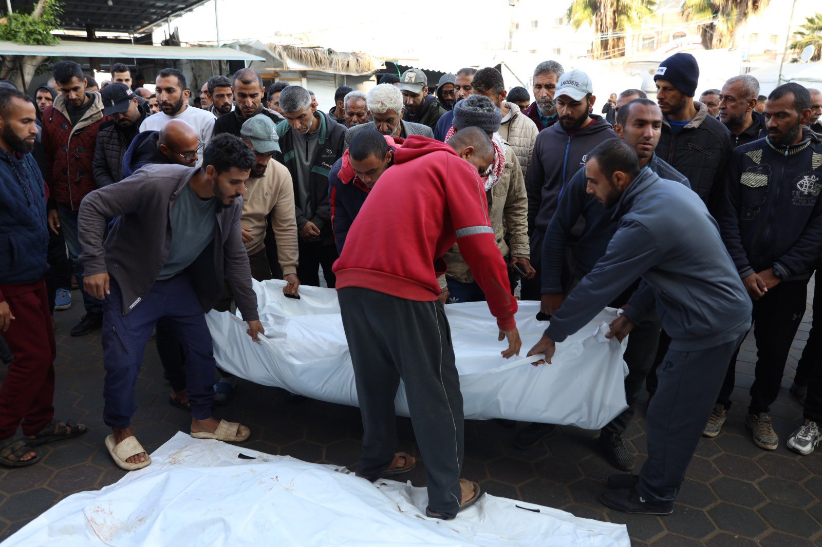 Israeli bombing kills 11 people wounds 17 in Al Burij camp