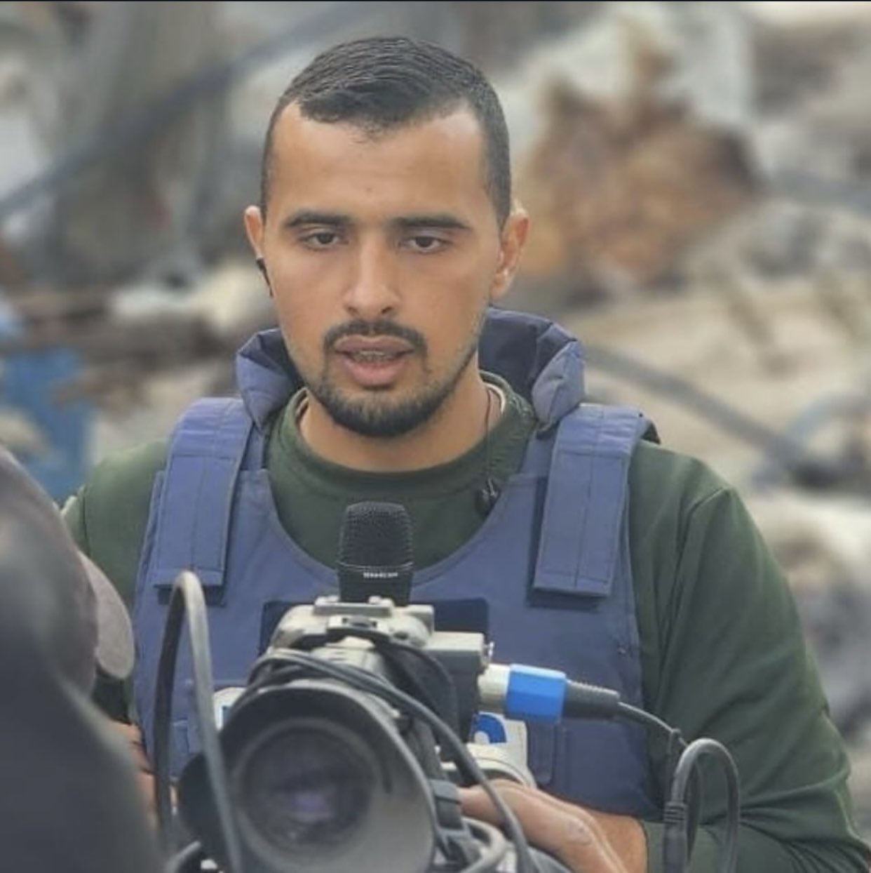 Palestinian journalist Ismael Al Ghoul killed in Israeli airstrike Gaza