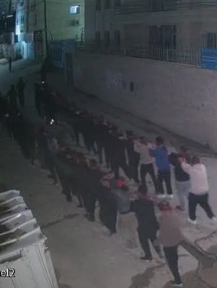 Israeli forces conduct mass arrests in Al-Fawwar refugee camp