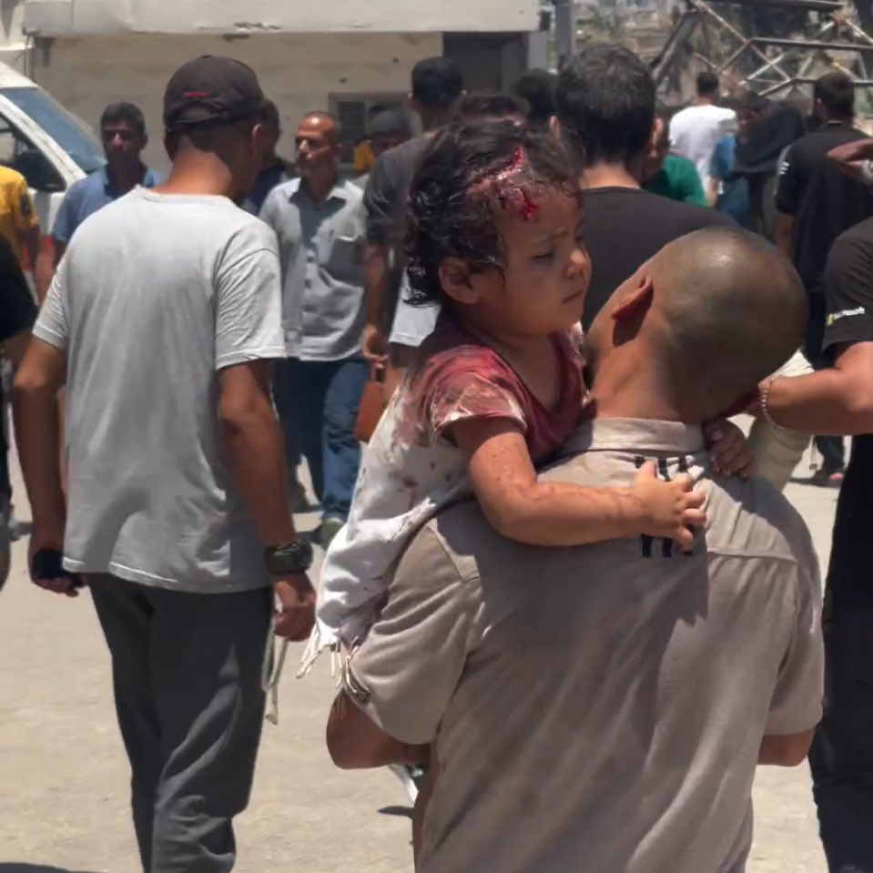 Palestinian Father Rushes Injured Daughter to Hospital After Attack