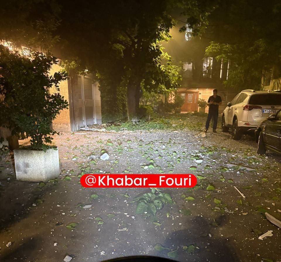 Israeli bombing strikes Chitgarh neighborhood in Tehran