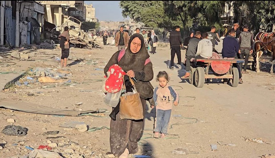 Gaza streets filled with destruction seeking safe passage