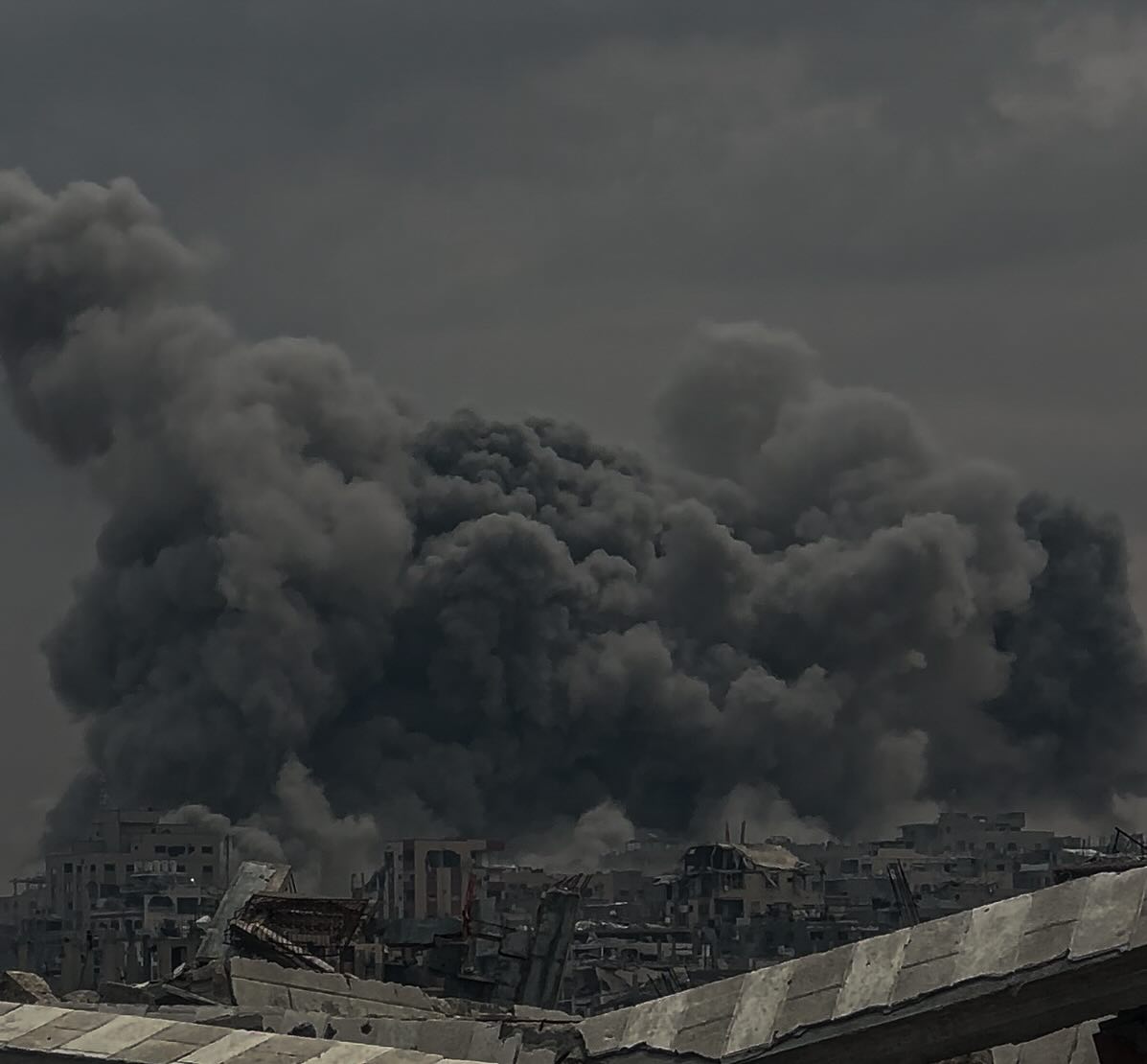Heavy Shelling Reported in Northern Gaza Tel al-Zaatar Area
