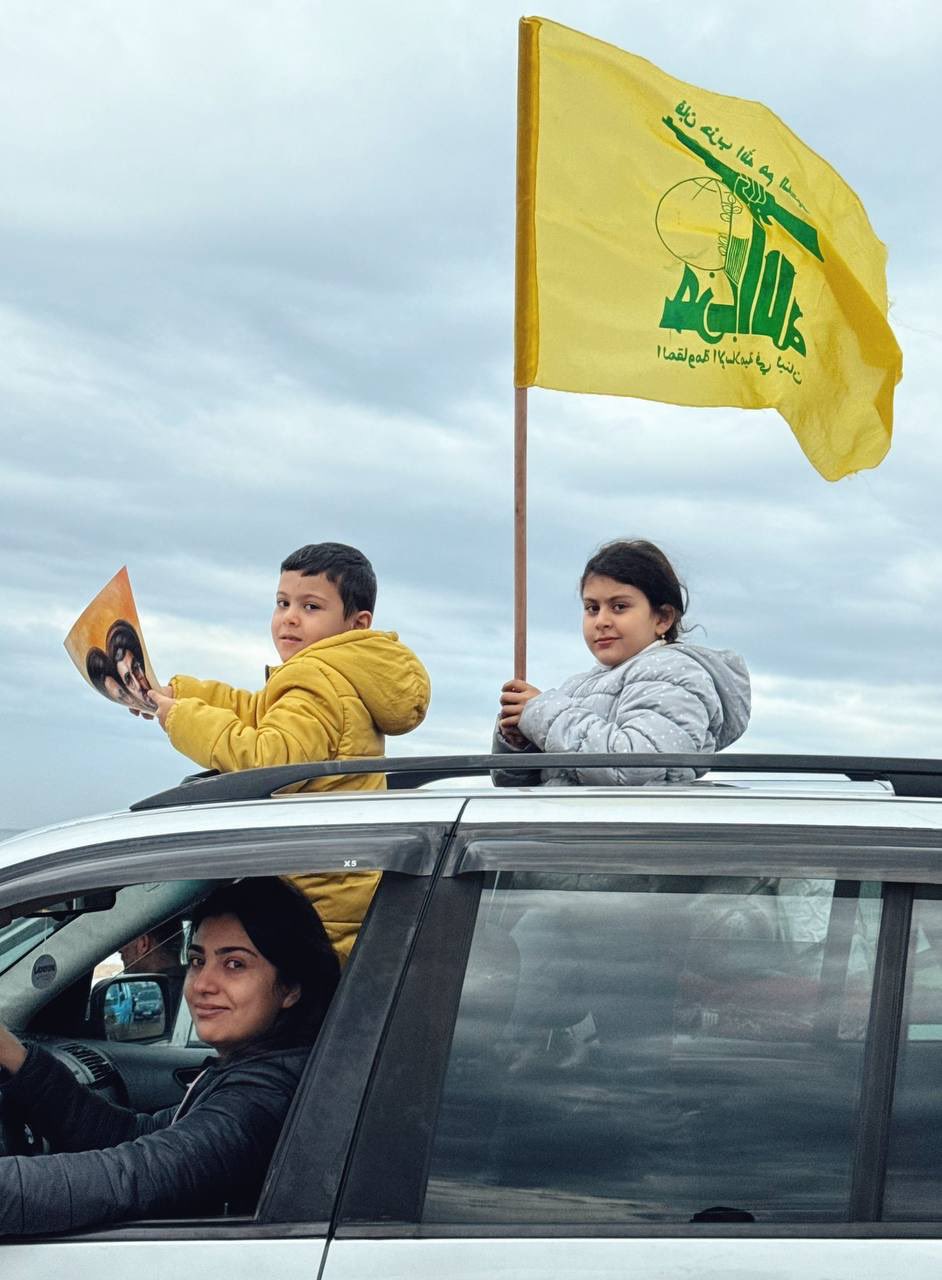Lebanese civilians return home after ceasefire takes effect