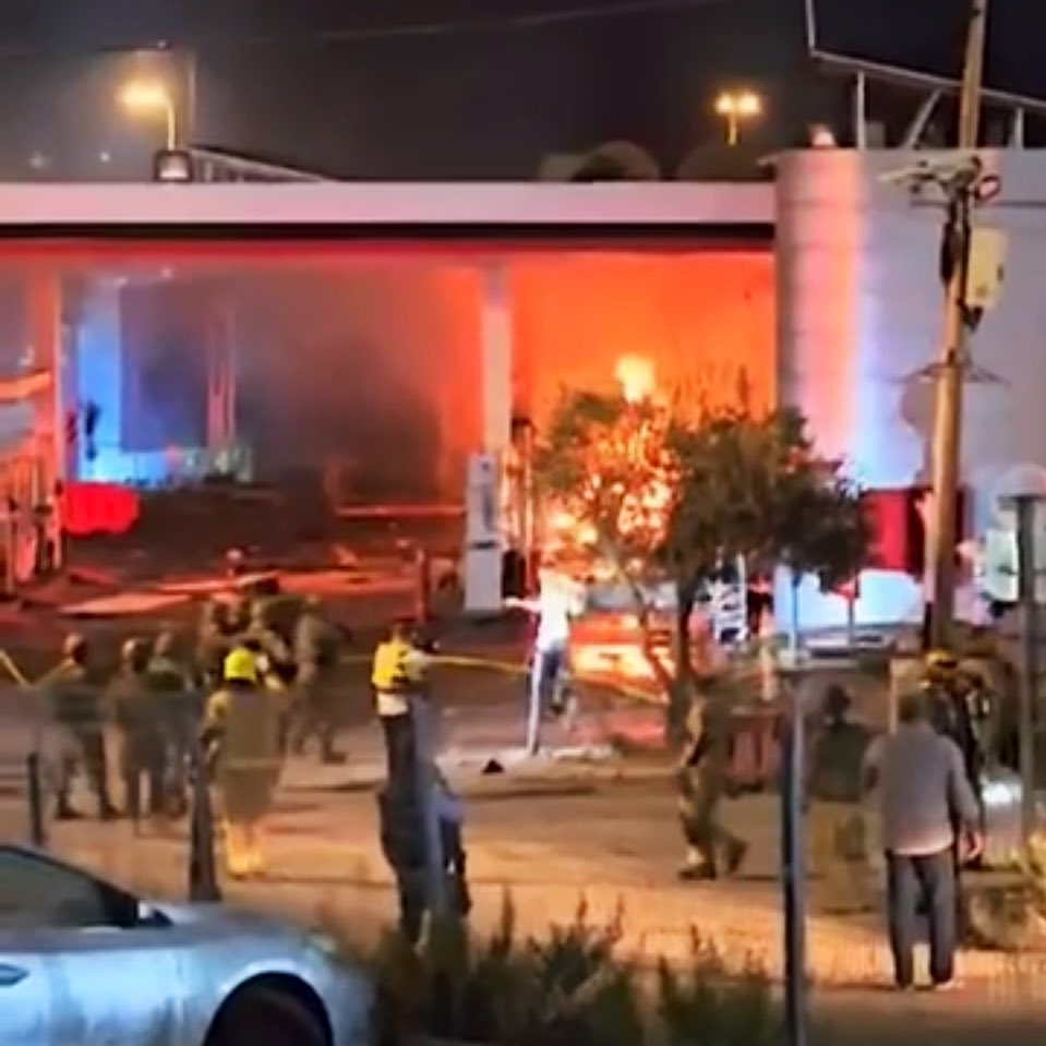 Israeli settlers injured in West Bank attacks