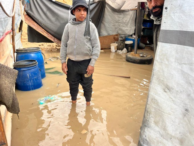 Gaza displacement camps lack shelter ahead of rainstorm