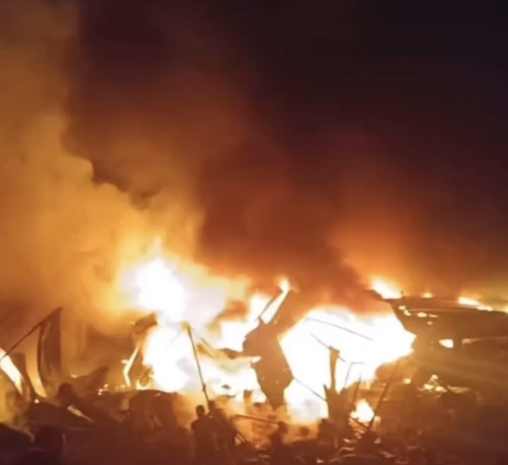Israeli airstrike kills 10 displaced persons in Khan Younis
