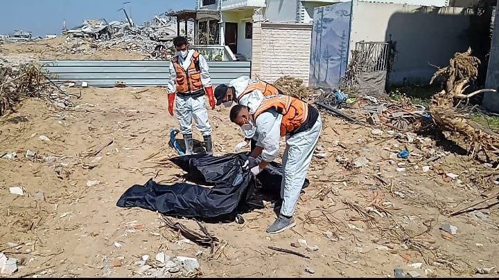 Civil Defence recovers 13 bodies in Khan Younis Gaza