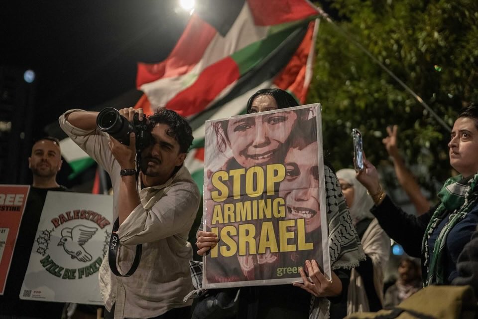 Palestine Activists Protest Australian PM Debate on Gaza