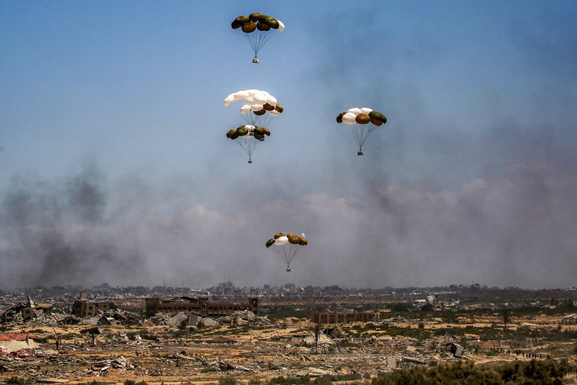 Aid Airdrop Injures Six Children in Gaza City