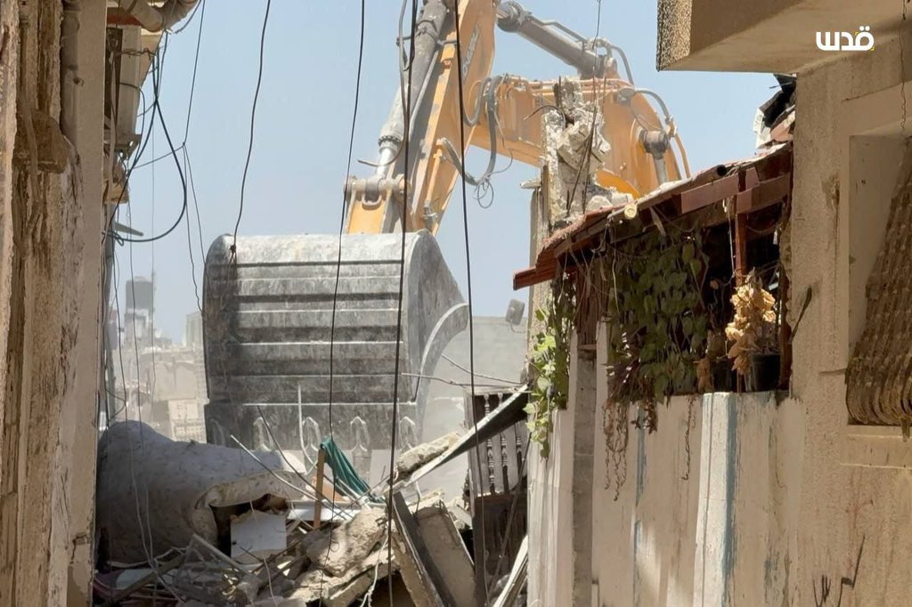 Israeli Forces Demolish Palestinian Homes in Tulkarm