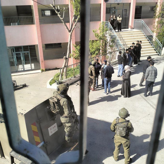 Israeli forces storm school, detain pupils and teachers near Ramallah