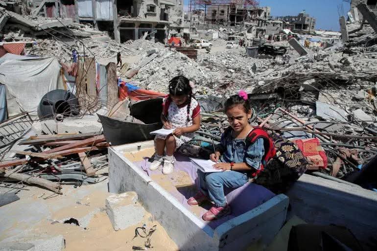 Education Returns to Gaza: Children Learn Despite Harsh Conditions