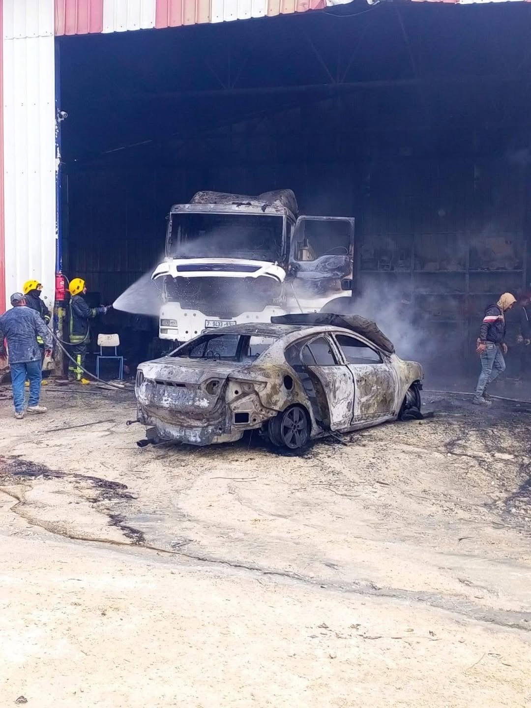 Settlers Set Fire to Equipment at Urif Quarry