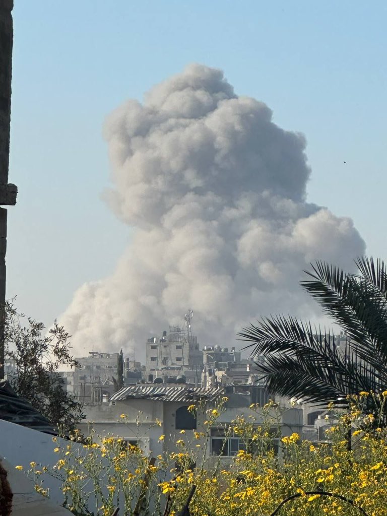 Israeli Forces Destroy Jabalia Buildings; Rescue Teams Absent