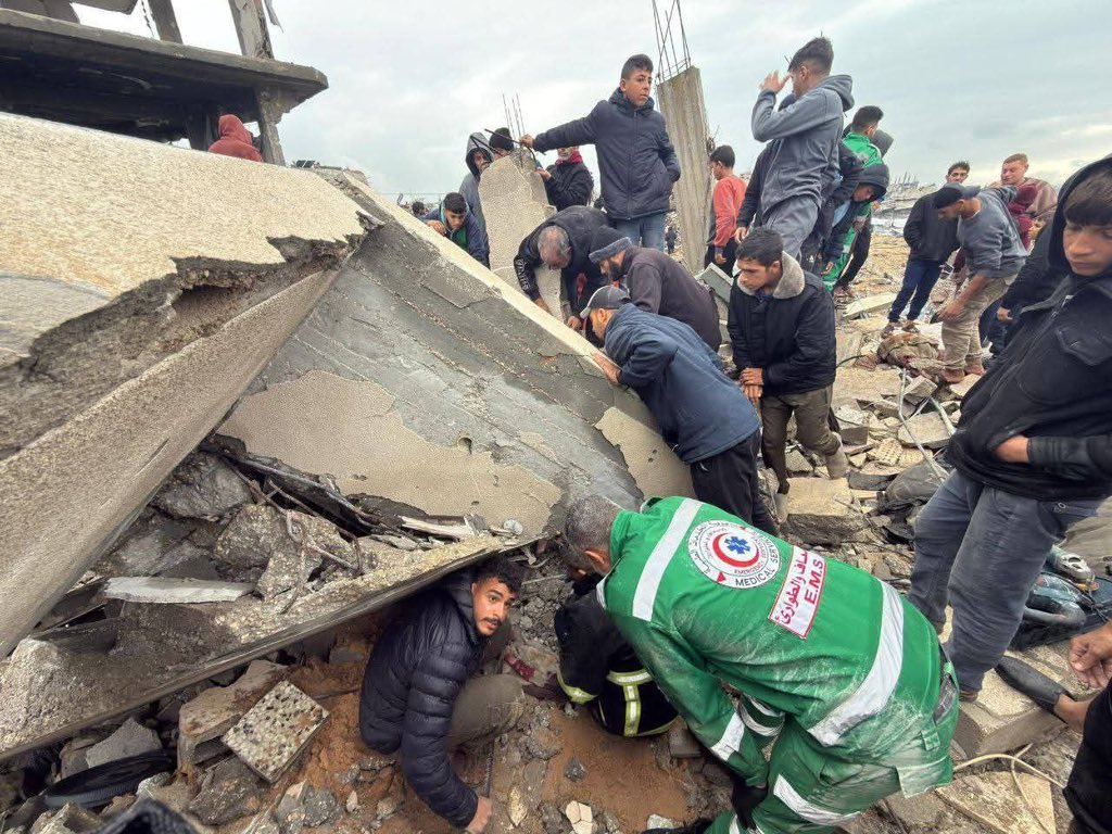 House collapse in northern Gaza due to severe weather