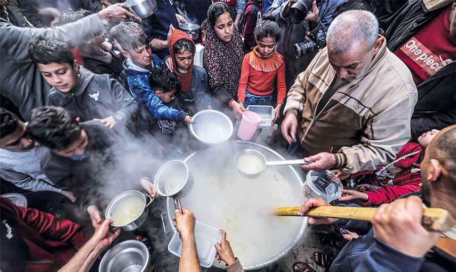 WFP: Gaza food supplies depleted within two weeks