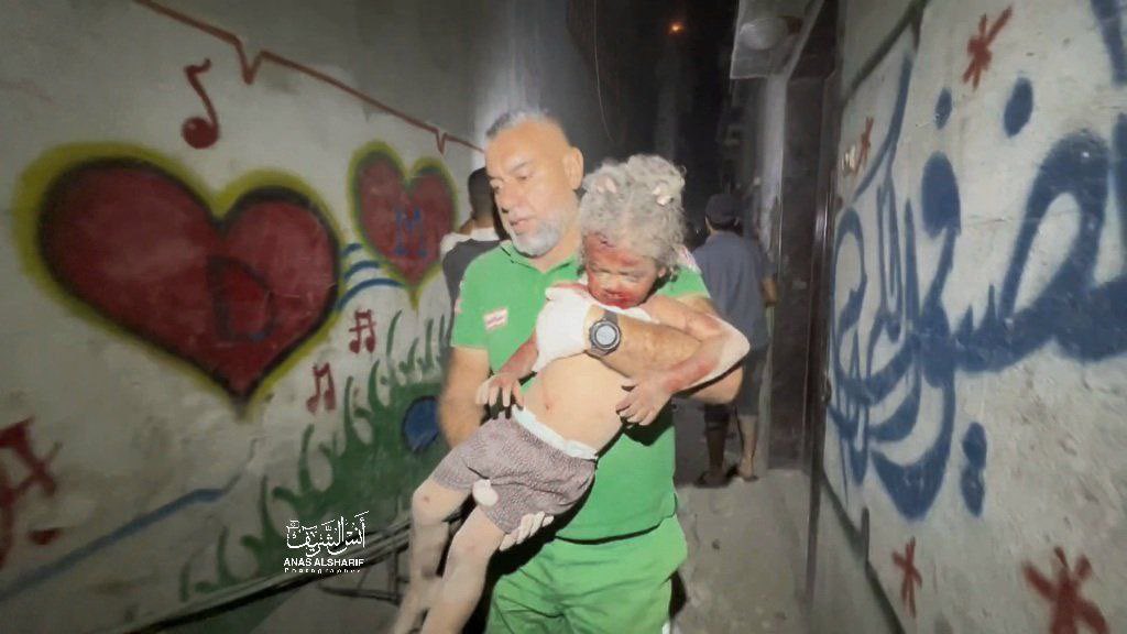 Israeli airstrike kills Palestinians injures children Jabalia Camp Gaza
