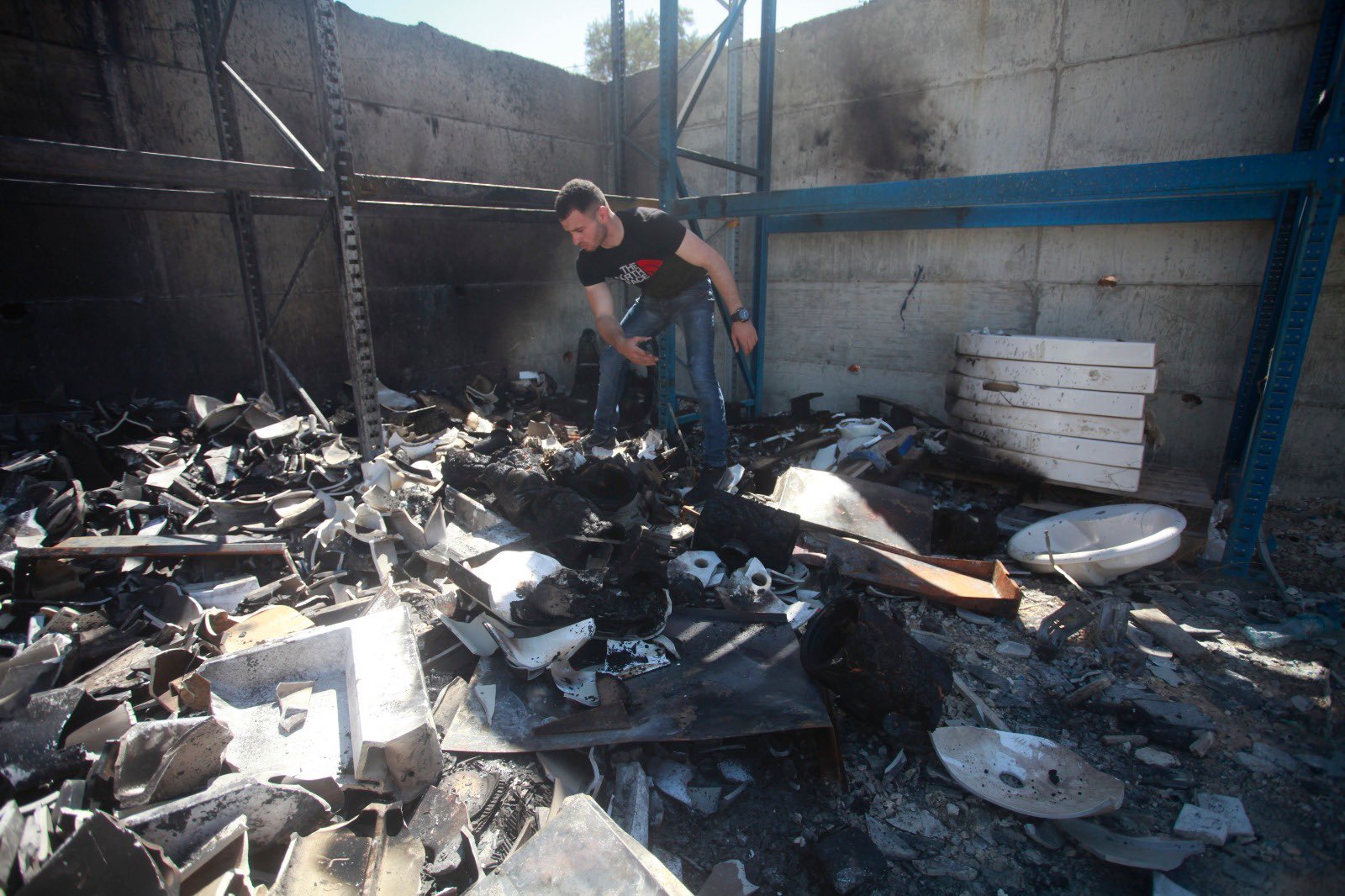 Israeli Settlers Burn Palestinian Homes and Shops in Nablus