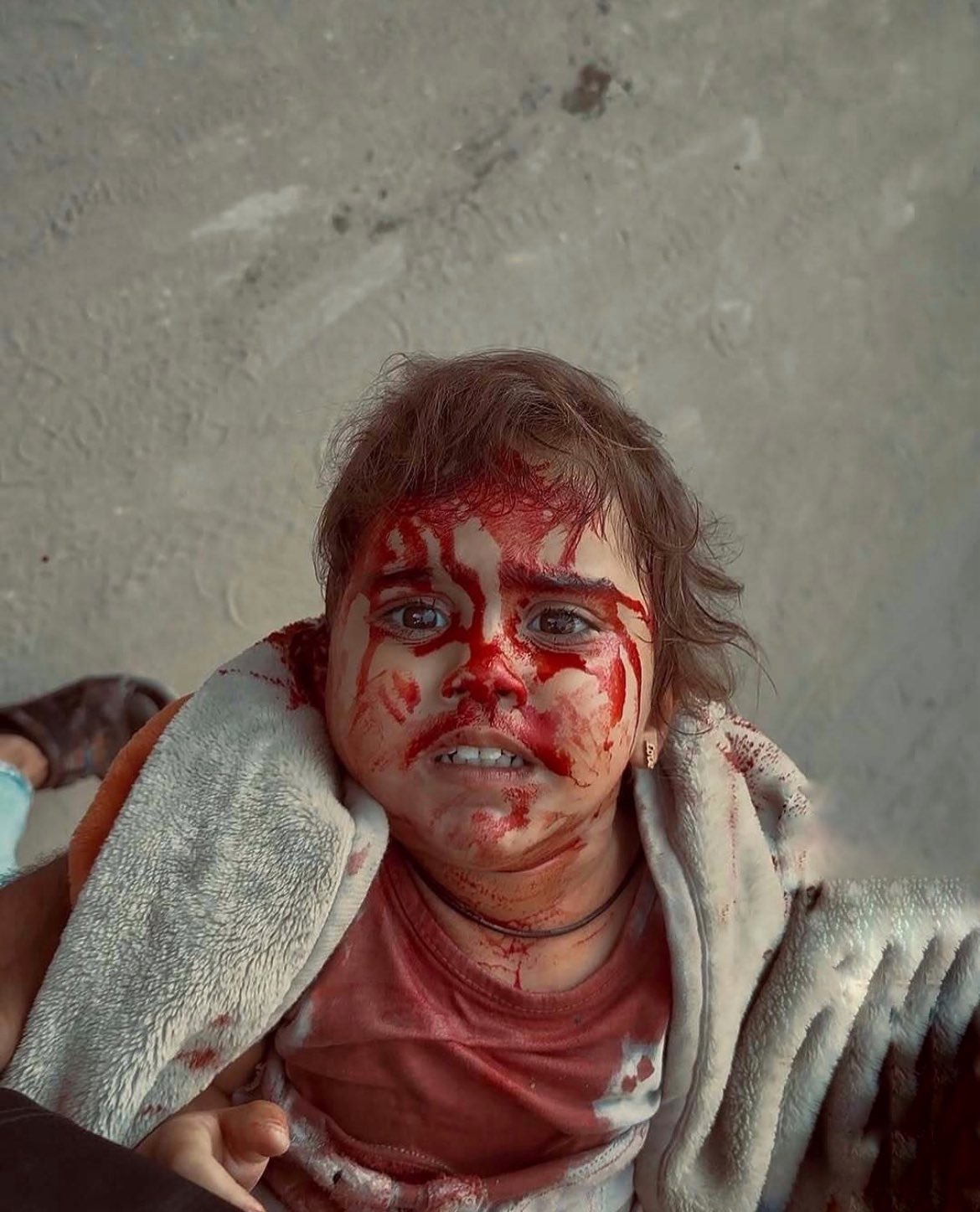 Palestinian Child Dies From Israeli Bombardment in Gaza