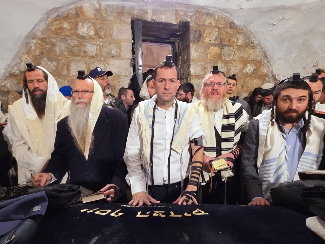 Israeli settlement leader declares return to West Bank homes