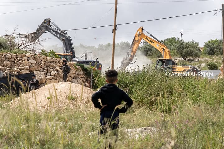 Israeli forces demolish three Palestinian residential apartments in Tarqumiyah