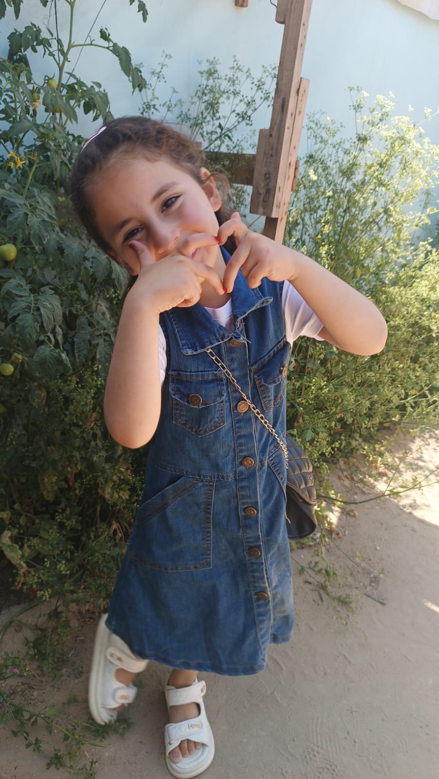 Survivor Layan sends Eid wishes and requests donations for a gift