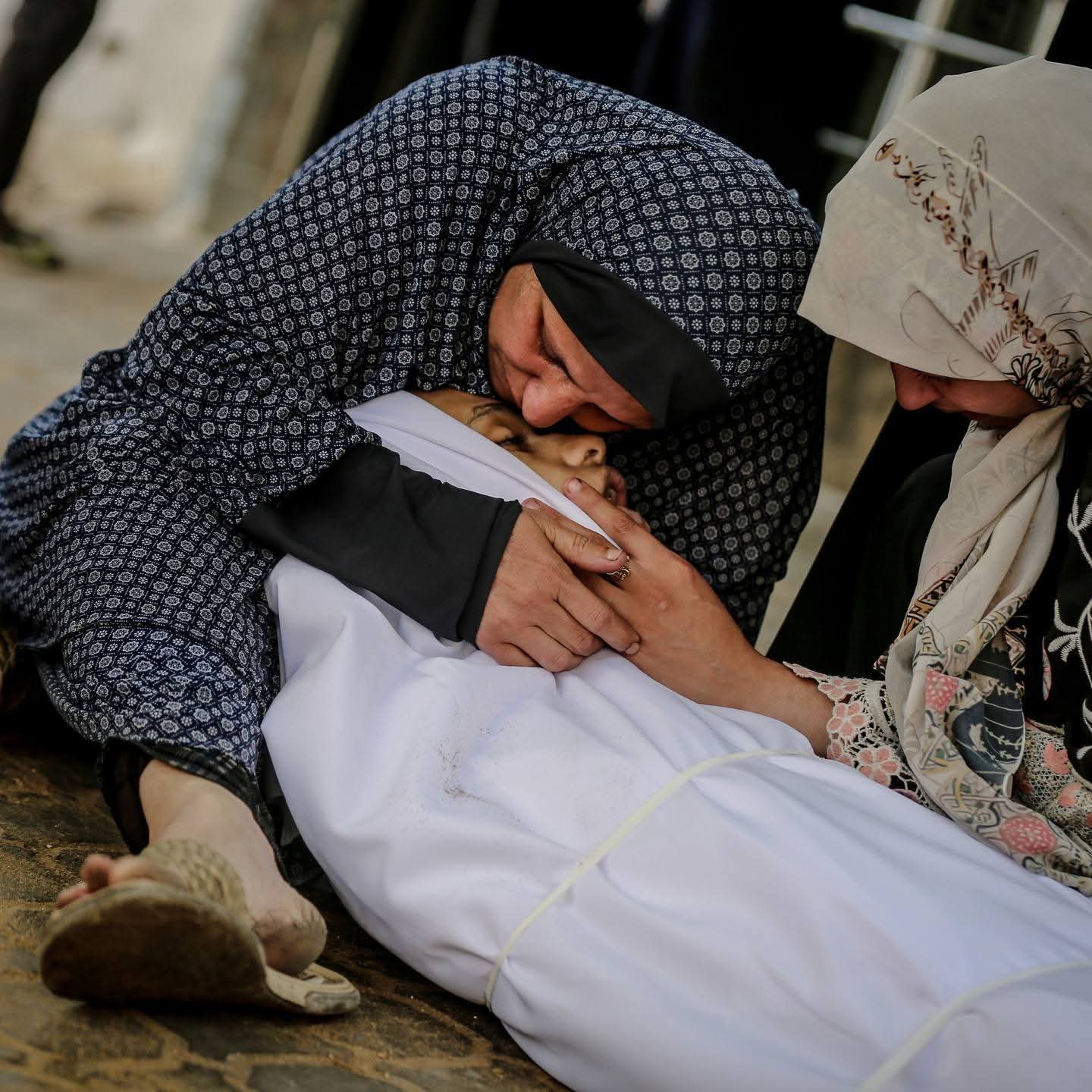 Gaza Mourns Casualties as Ceasefire Talks Continue Amid Bombardment