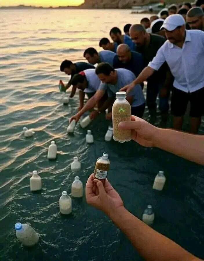 Egyptian Youth Send Food Aid to Gaza via Sea Bottles