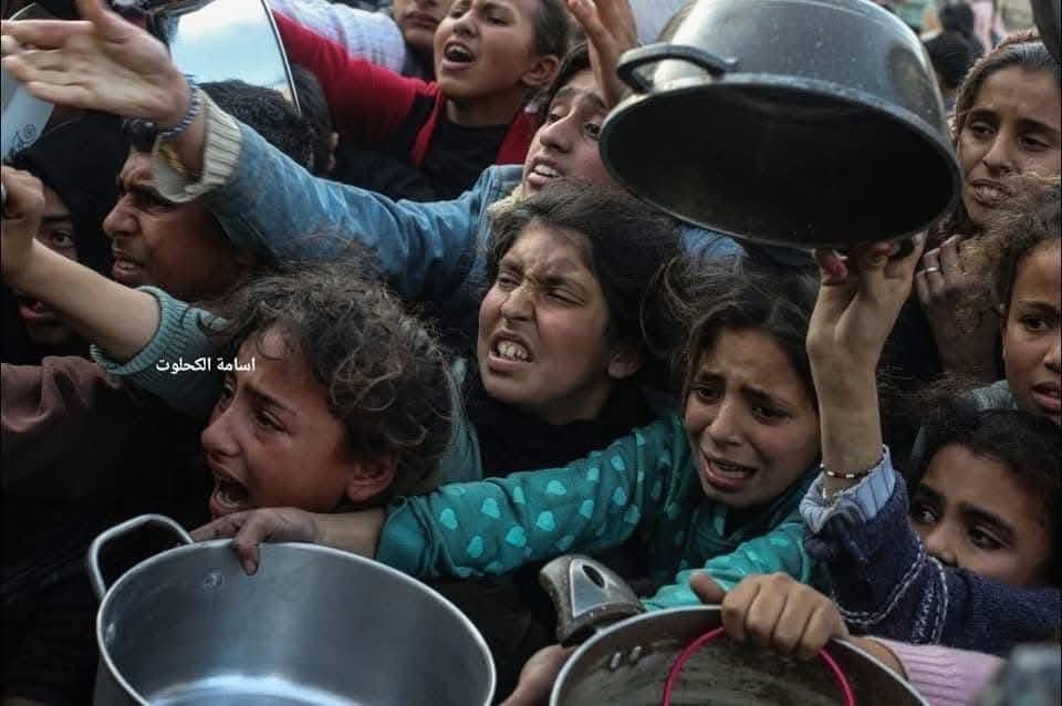 Israel keeps Gaza crossings closed amid ceasefire violations
