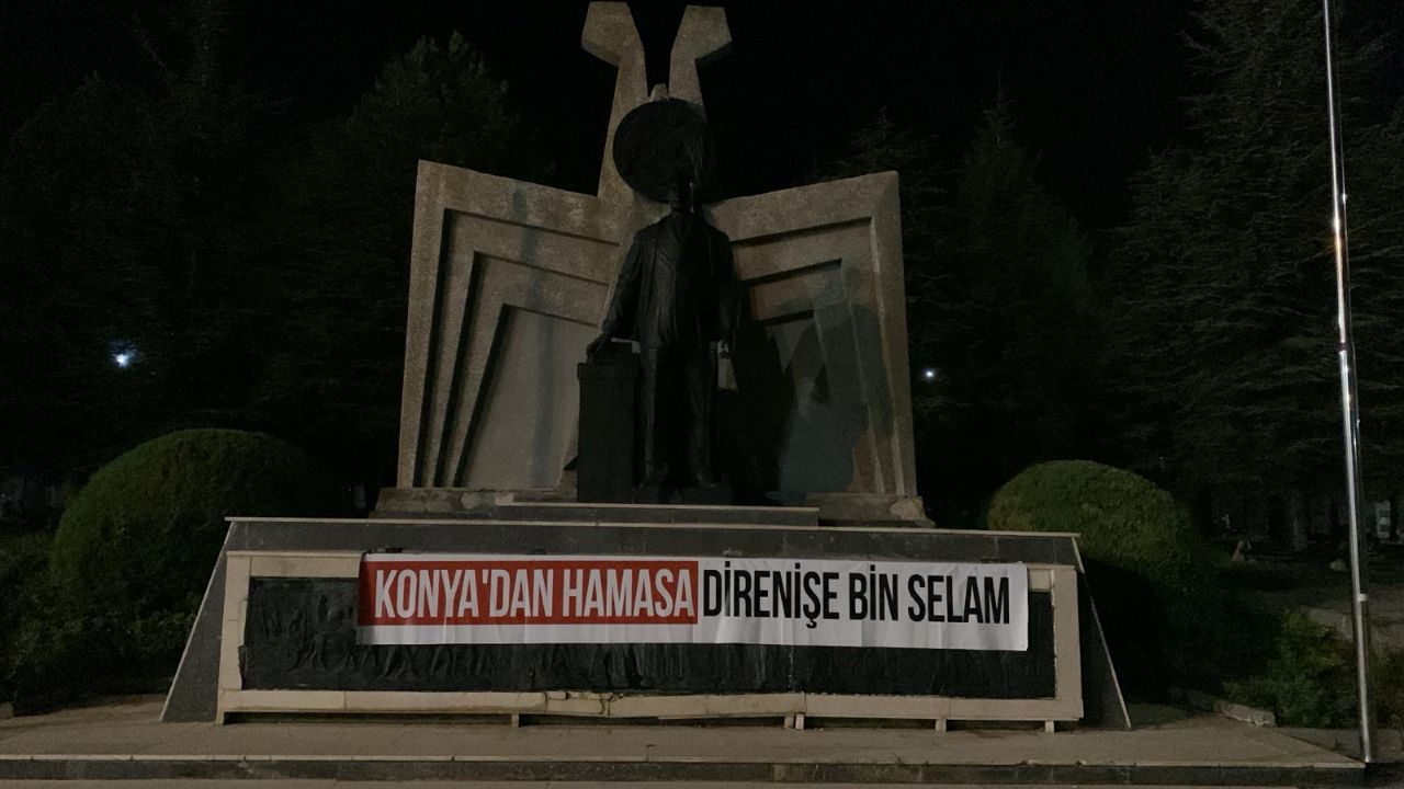 Turkish University Students Protest in Support of Palestine