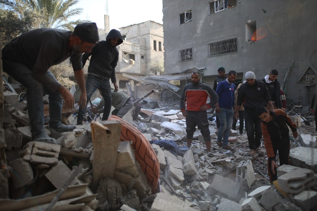 Four Killed in Israeli Bombing of Al Burij Camp