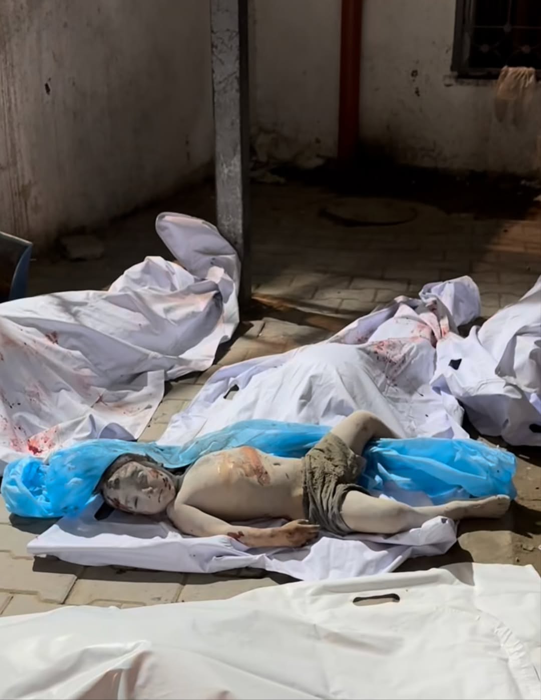 Israeli warplanes strike Gaza residential building killing nine
