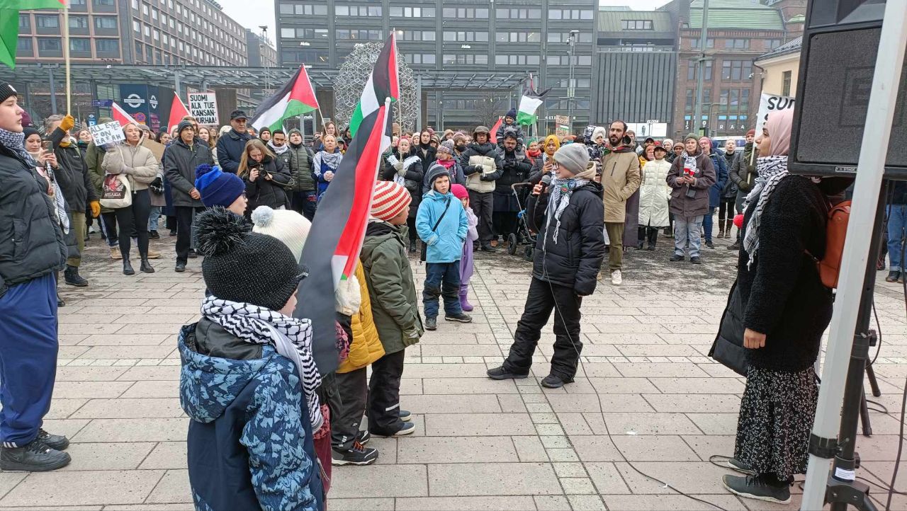 Helsinki Residents Demonstrate in Support of Gaza