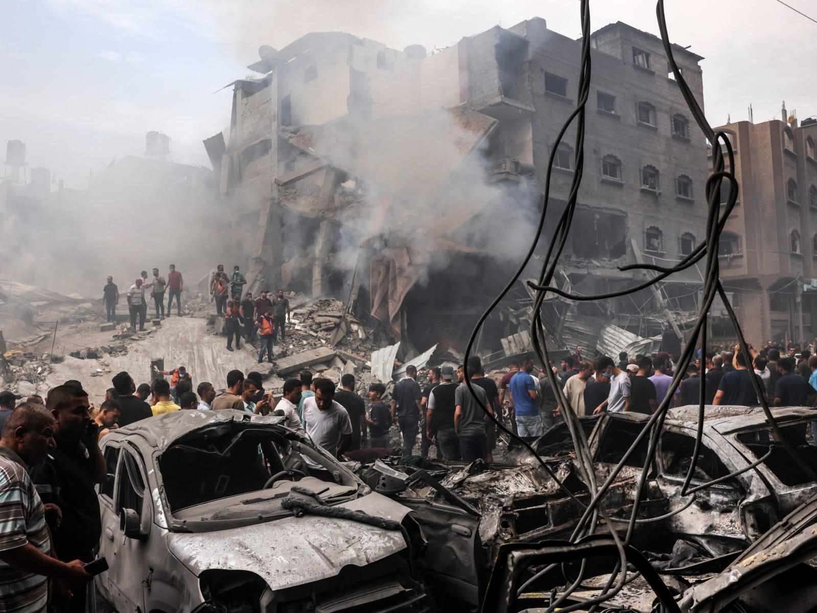 Israeli forces commit three massacres in Gaza, killing 23 Palestinians
