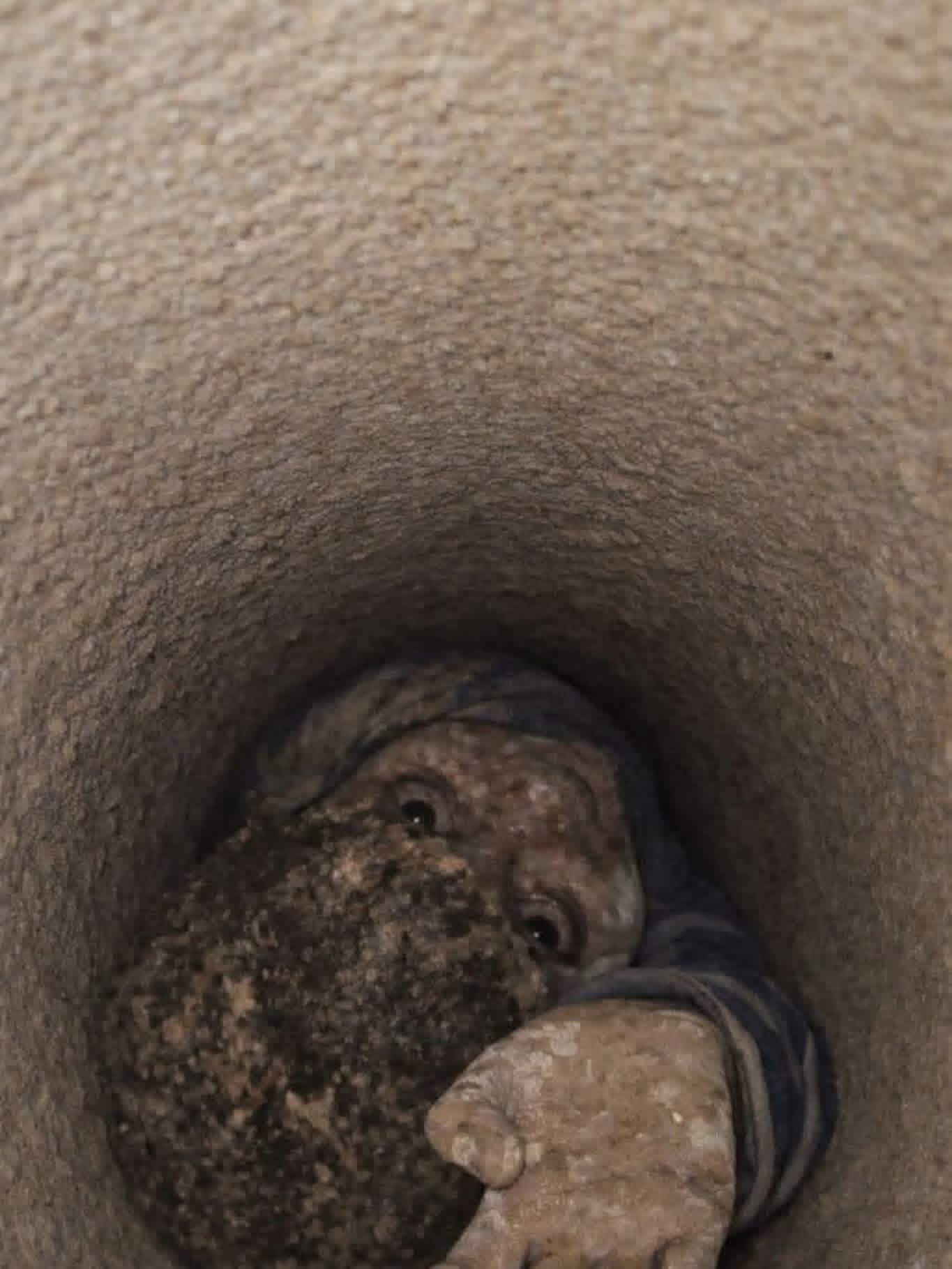 Child Rescued After Six Hour Operation in Syrian Well