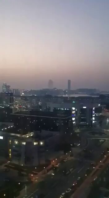 Iranian Strikes Reported Targeting Dubai