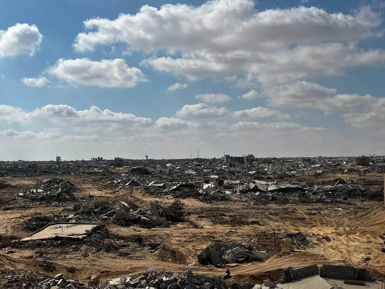 Massive IOF destruction in Salam neighborhood, Rafah leaves only school standing