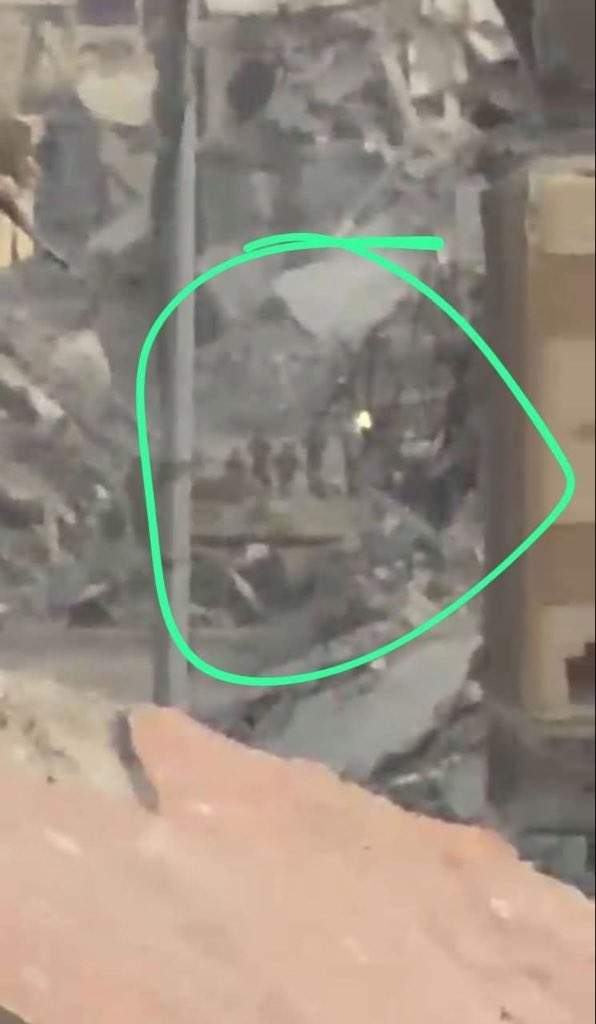 Israeli forces storm Al Shuja’yia, displace residents