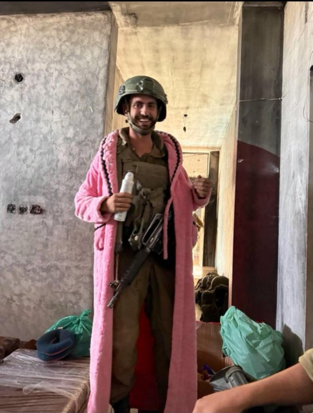 Israeli Soldiers Share Photos from Occupied Palestinian Homes in Jabalia
