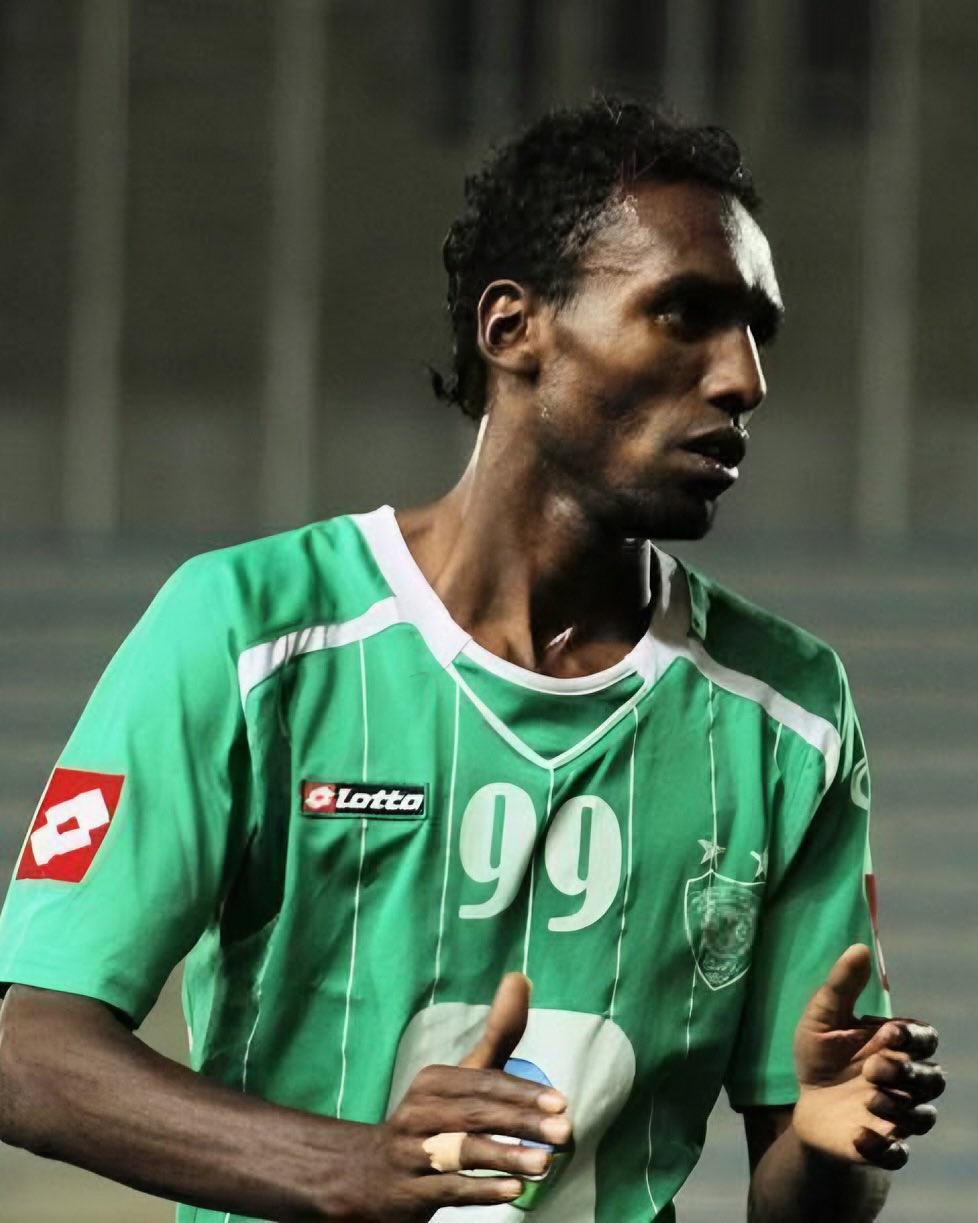 Israeli sniper kills Palestinian footballer Suleiman al-Obeid