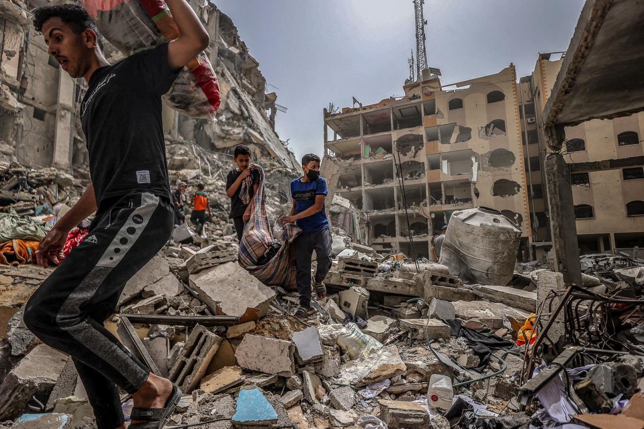 Israeli occupation: 4 massacres, 42 killed in 24 hours