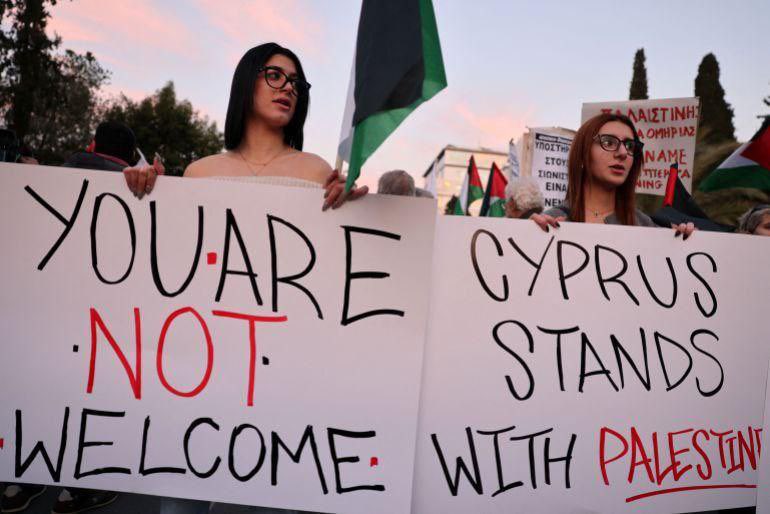 Palestine advocates protest Israeli president visit Cyprus